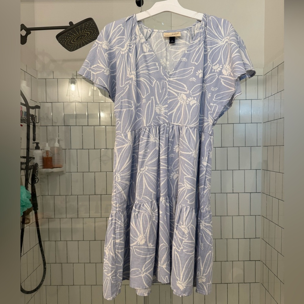 Universal Thread Light Blue and White Floral Tiered Dress
